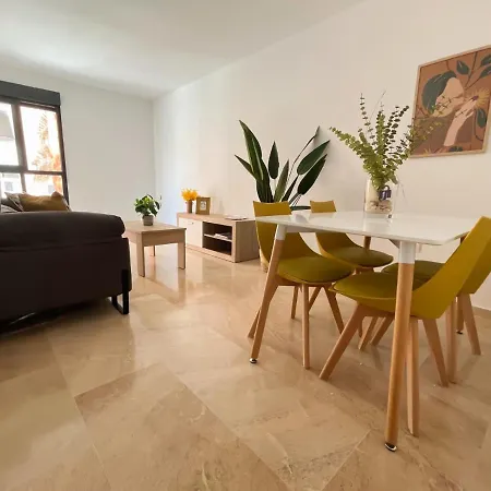Apartamentos Altabix Apartment
